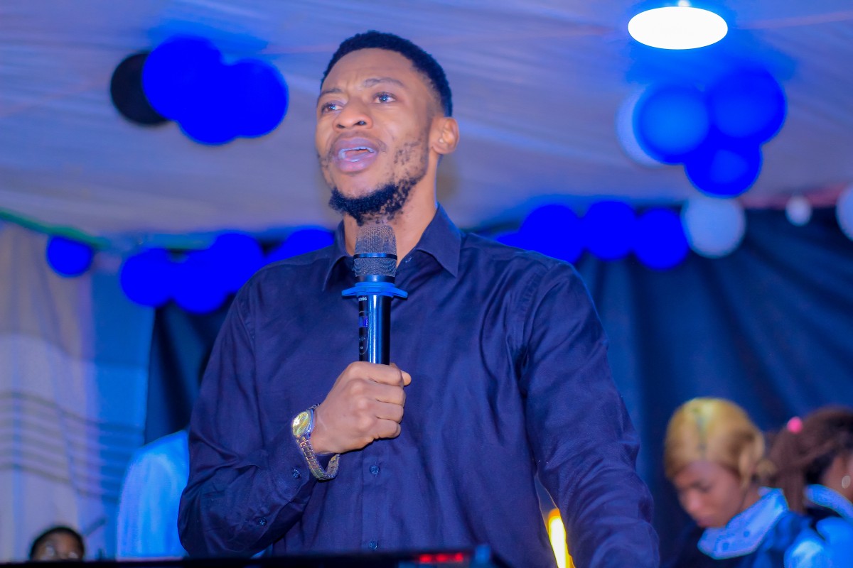 ???? Retour en images sur notre culte dominical de ce dimanche 03 août 2025   Sous la conduite du Pst. Rifa Kabangu, la grande famille de La Borne Kab